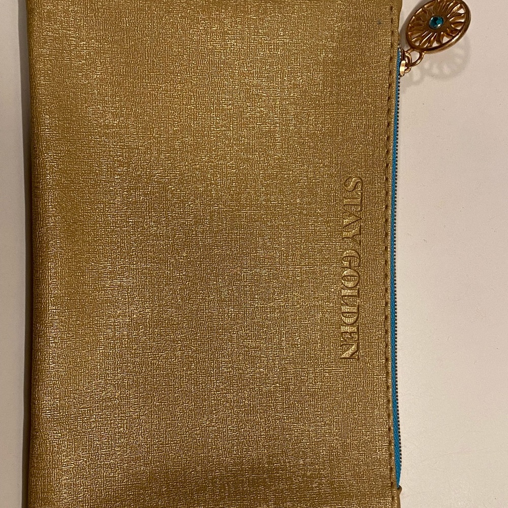 Ipsy “Stay Golden” bag
